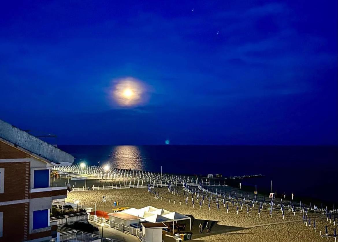 Apartament Sinfonia Del Mare Nettuno Zewnętrze zdjęcie